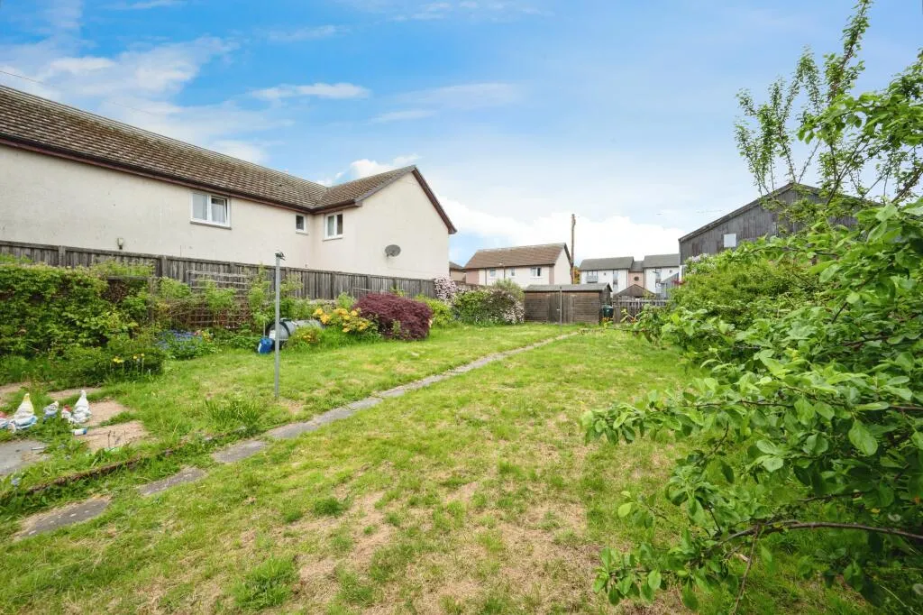 5 bed Terraced