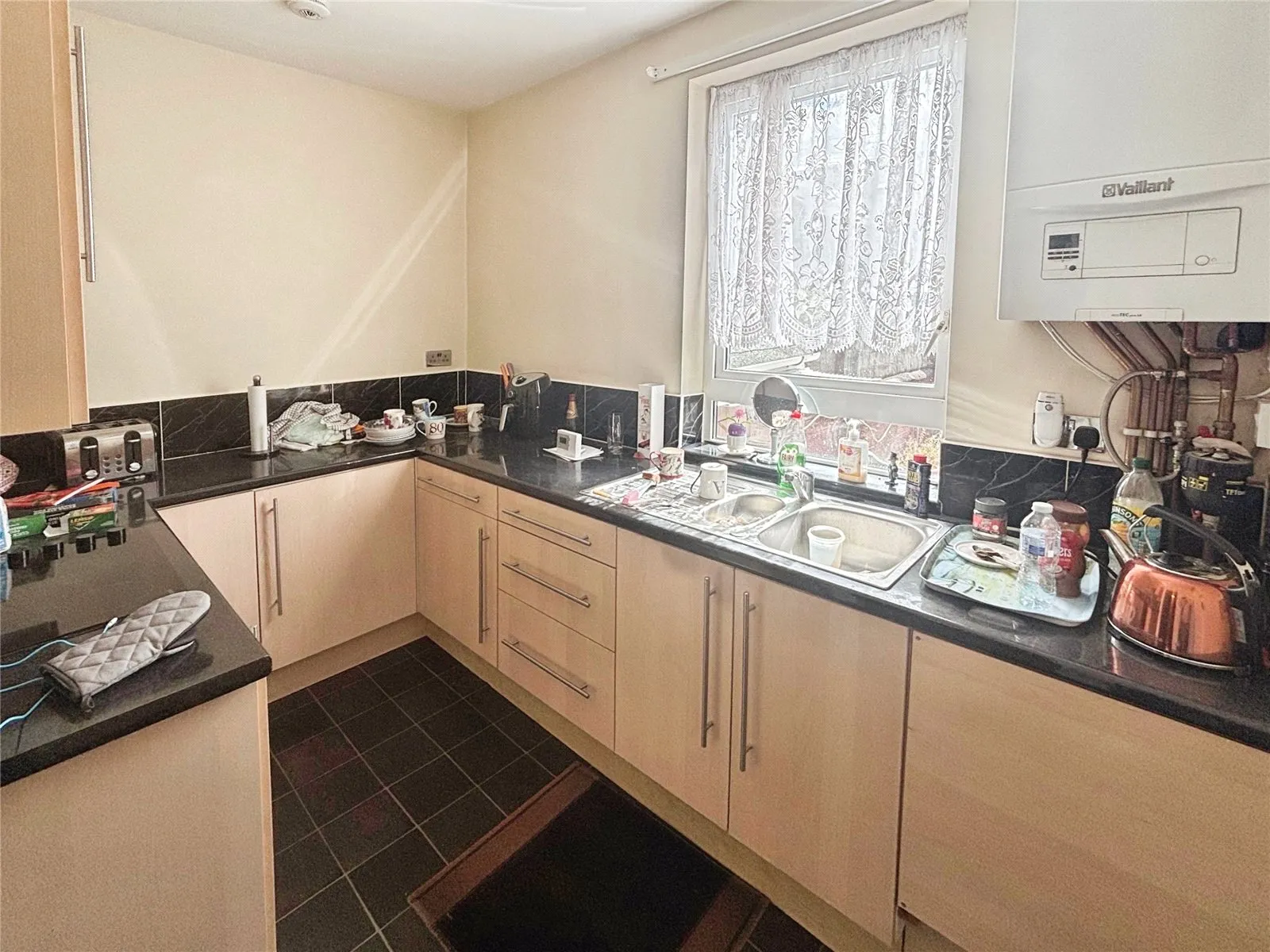 4 bed Terraced