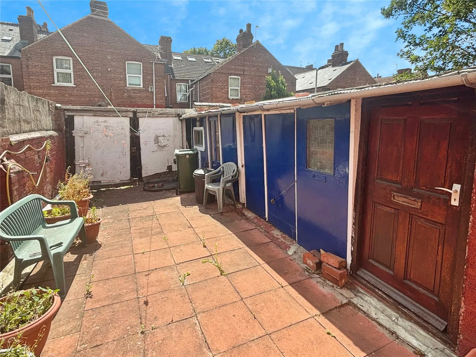 4 bed Terraced