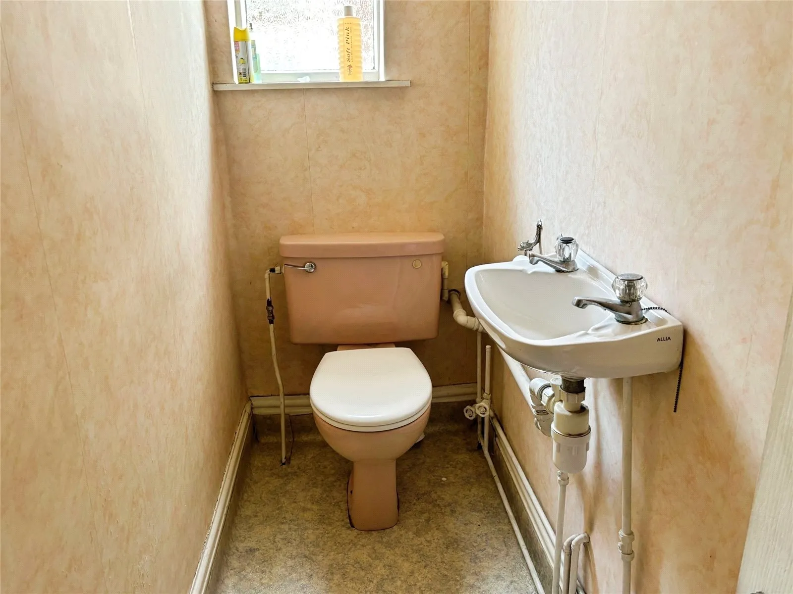 4 bed Terraced
