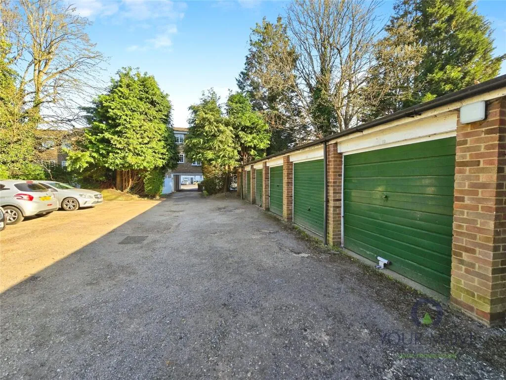 1 bed Apartment