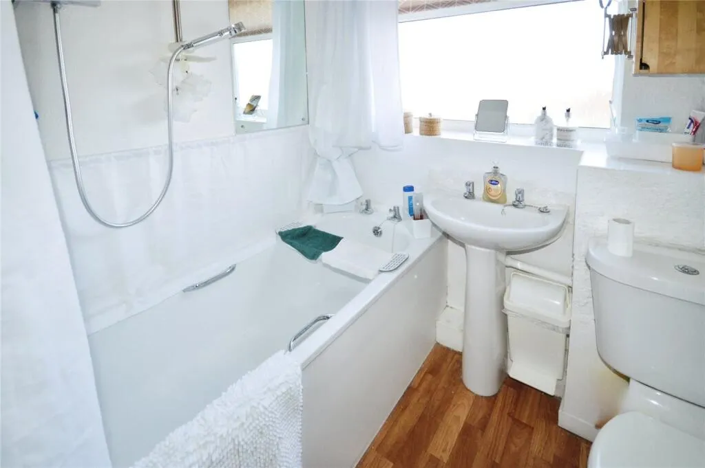 3 bed Semi-Detached