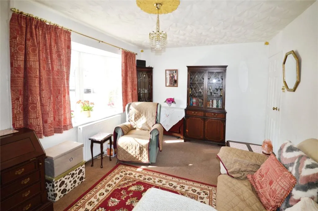 3 bed Semi-Detached