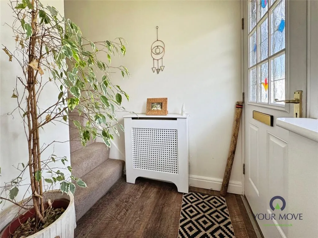 3 bed End of Terrace