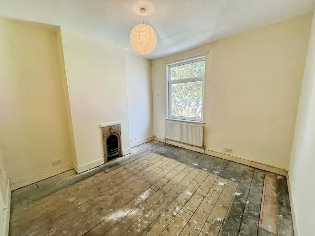 3 bed Terraced