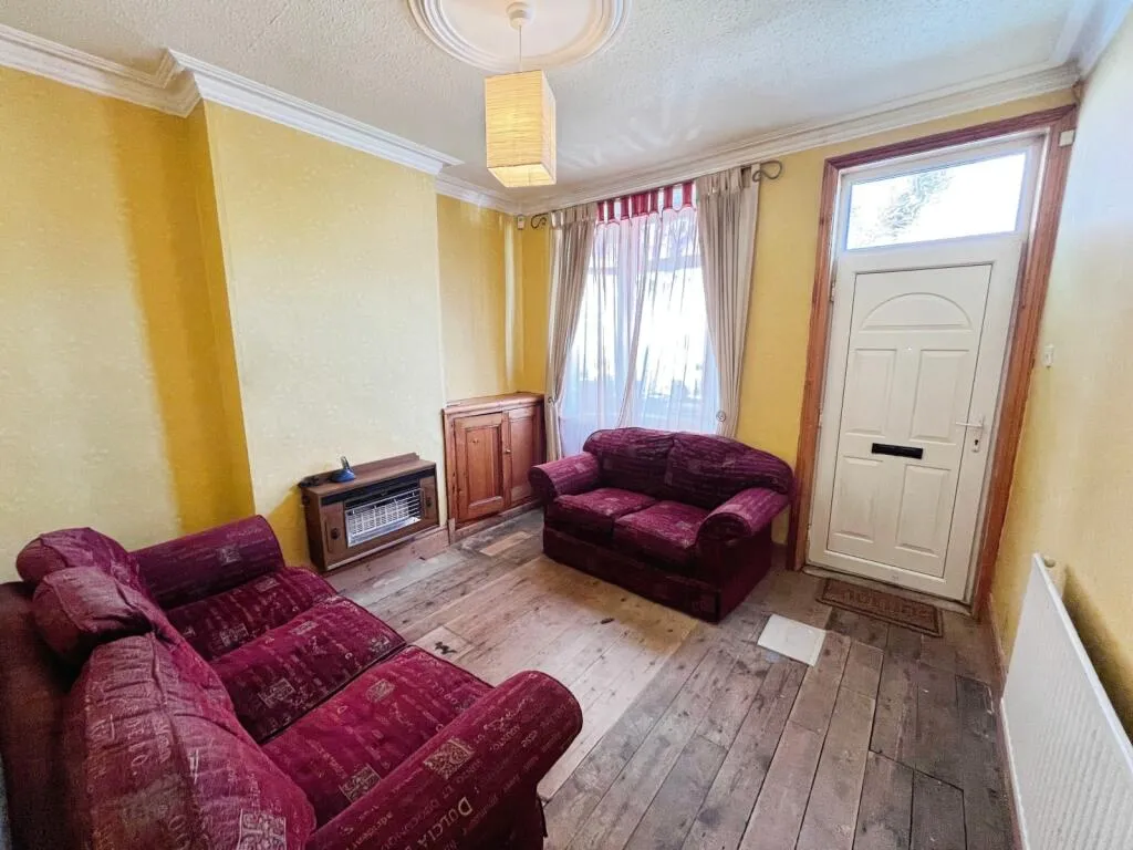 3 bed Terraced