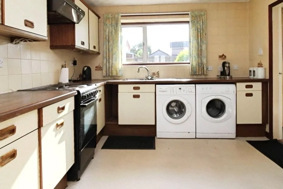 3 bed Semi-Detached
