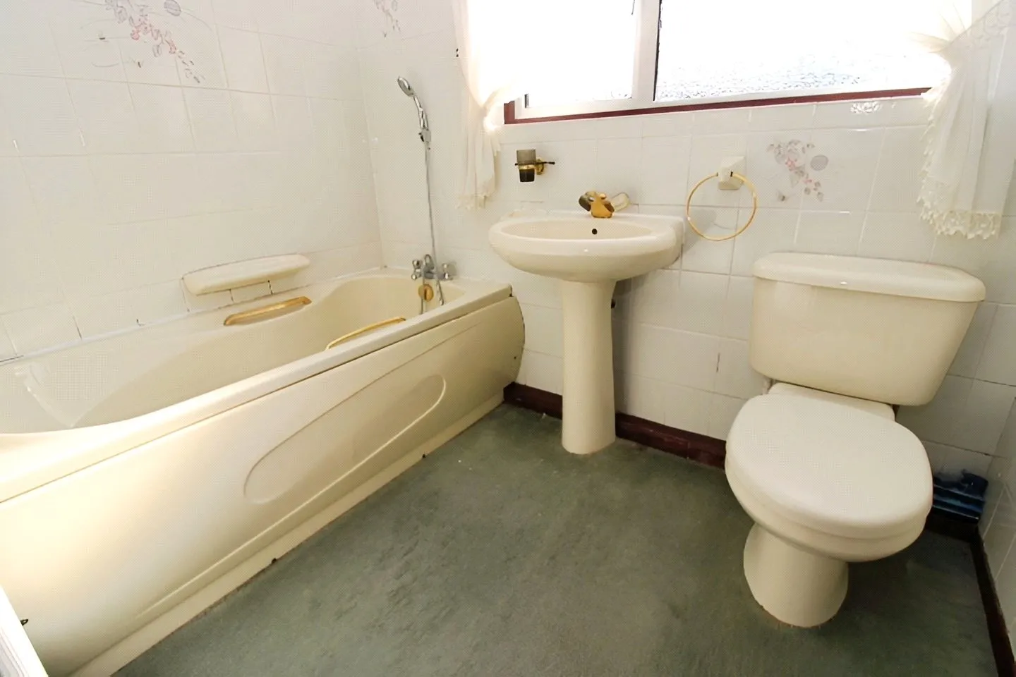 3 bed Semi-Detached