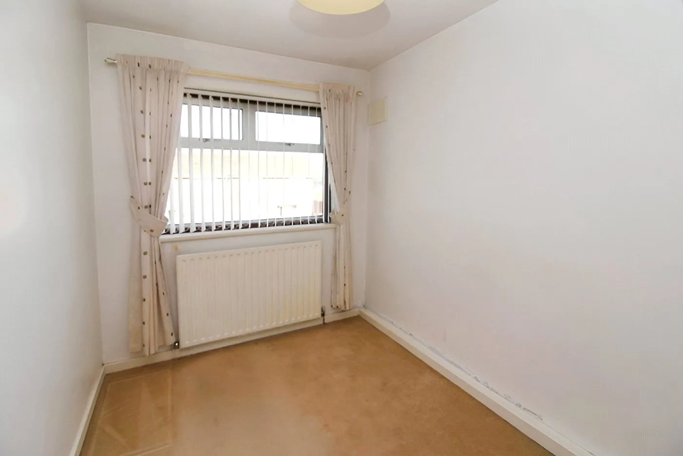 3 bed Semi-Detached