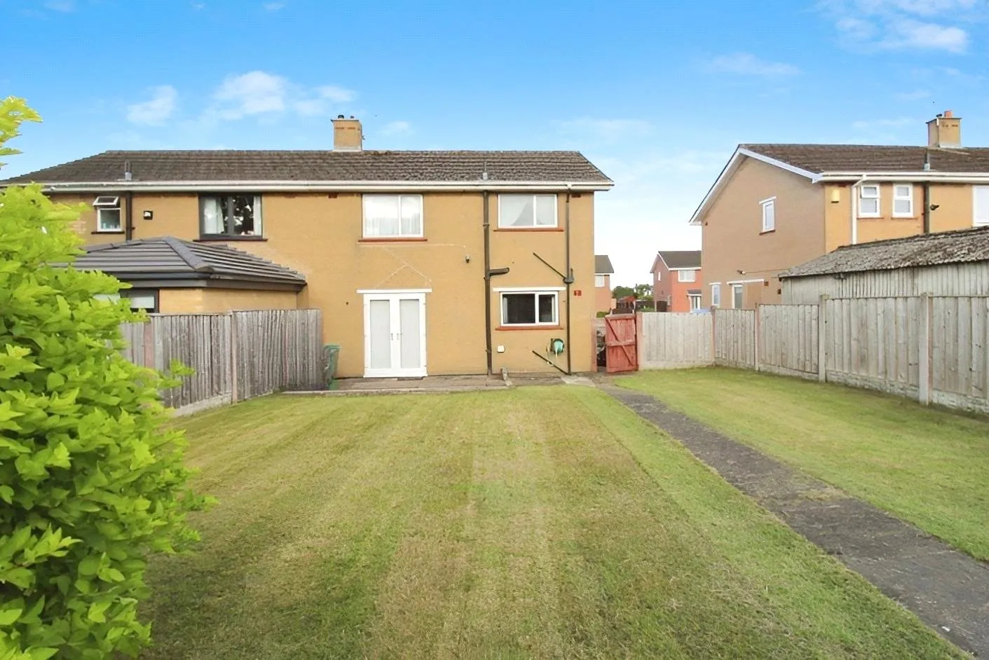 3 bed Semi-Detached