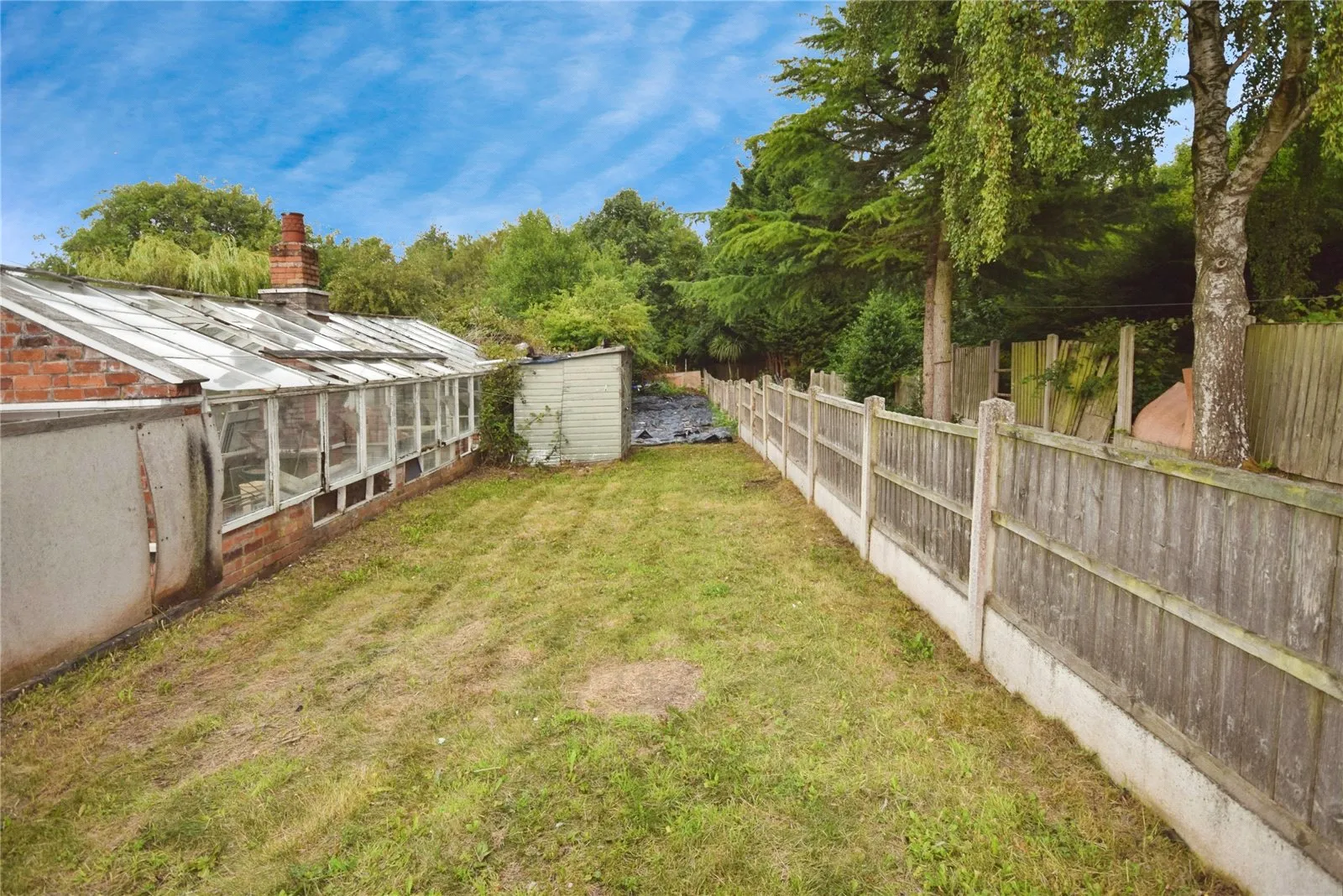 3 bed End of Terrace