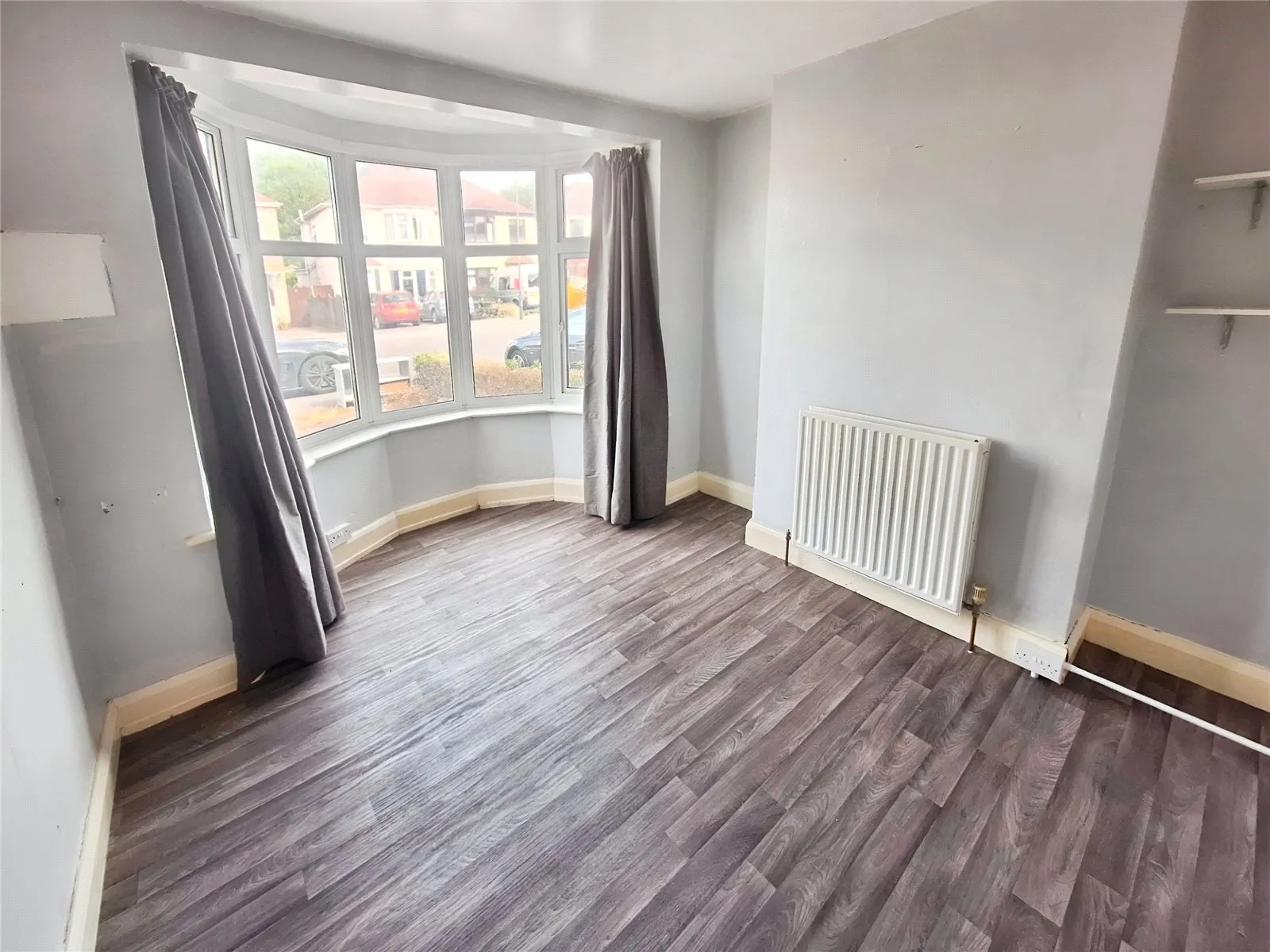 3 bed Semi-Detached