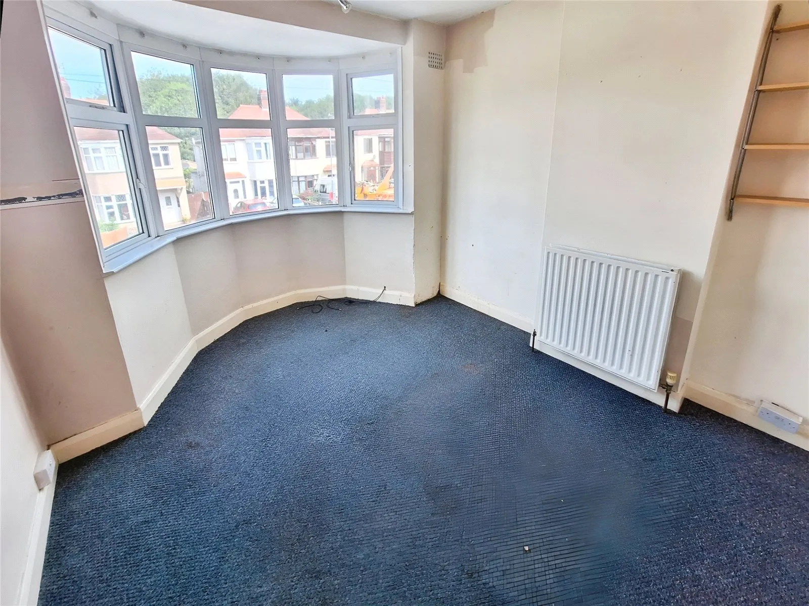 3 bed Semi-Detached