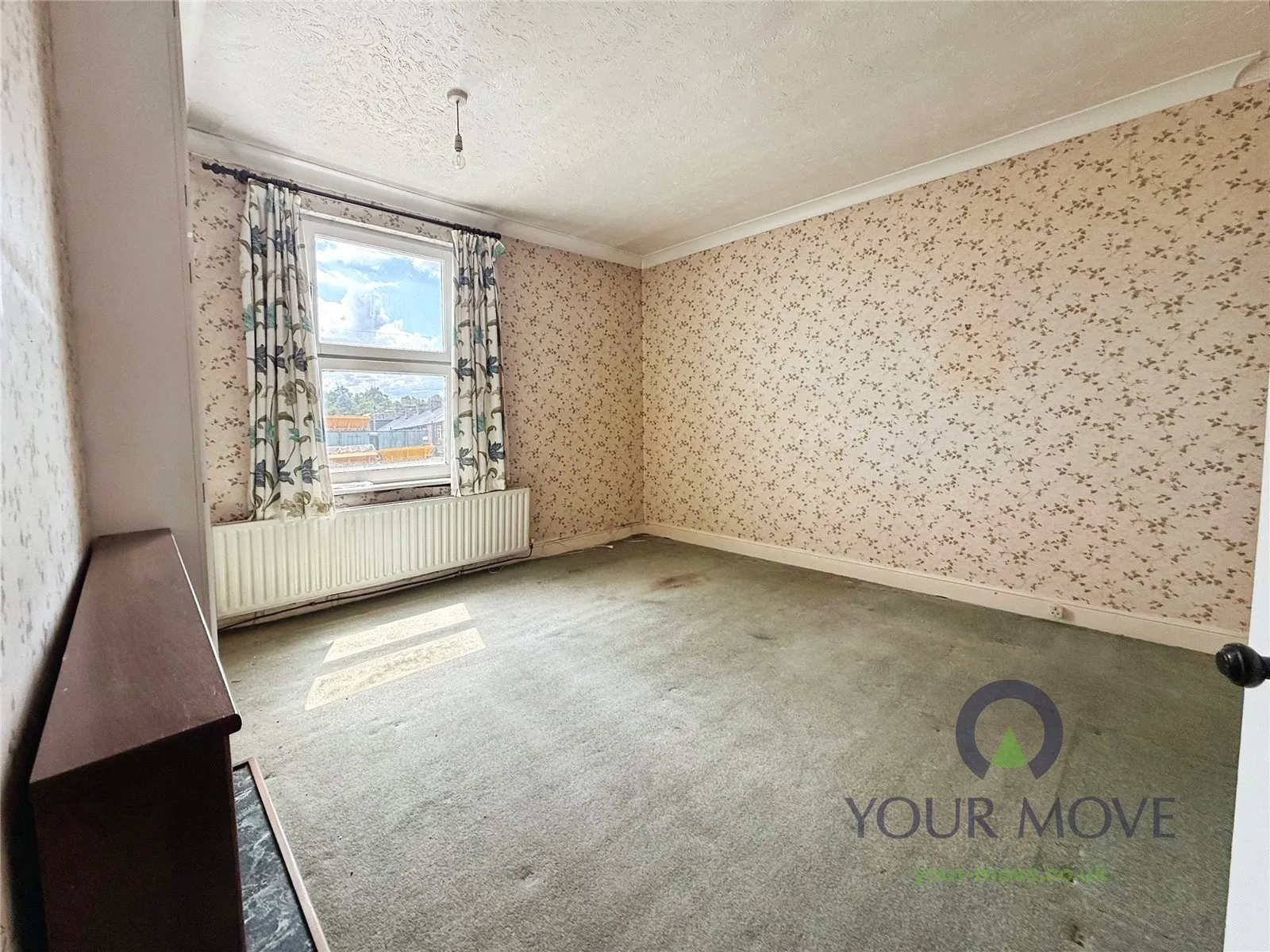 3 bed End of Terrace