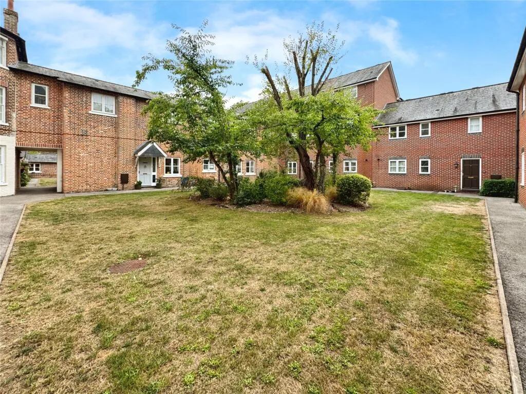 1 bed Apartment
