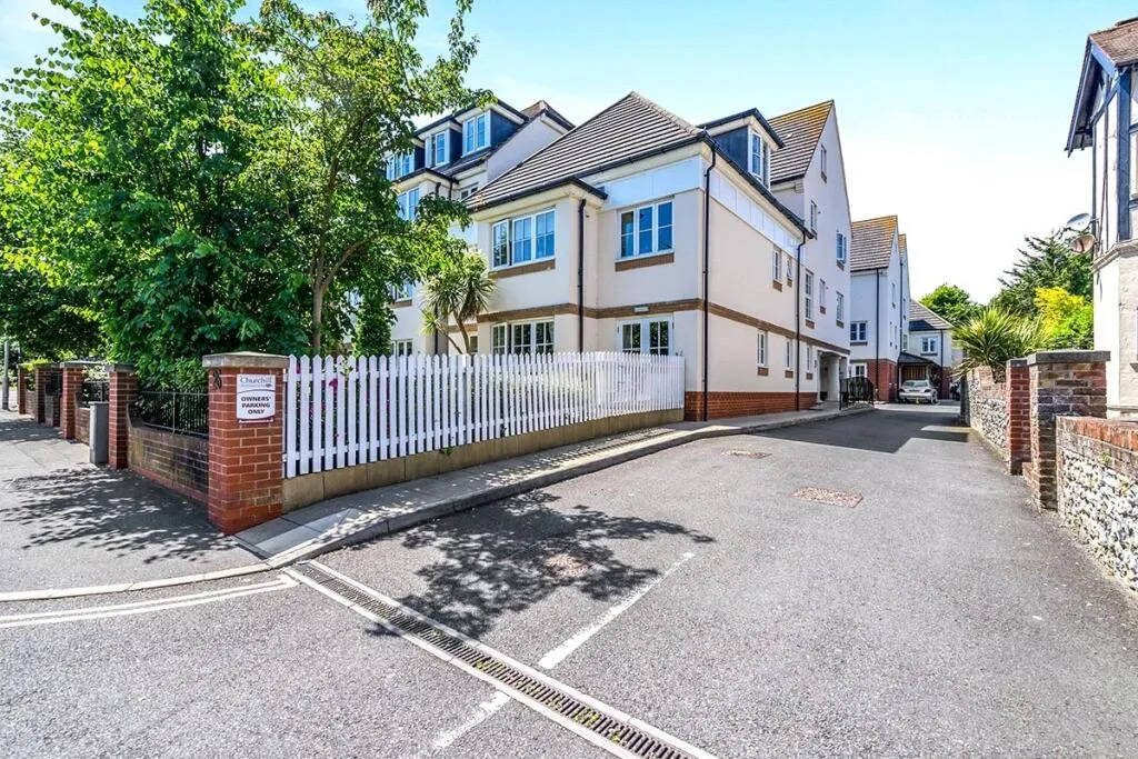2 bed Retirement Property