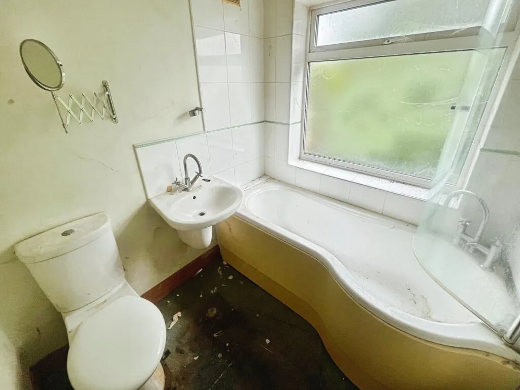 3 bed Semi-Detached