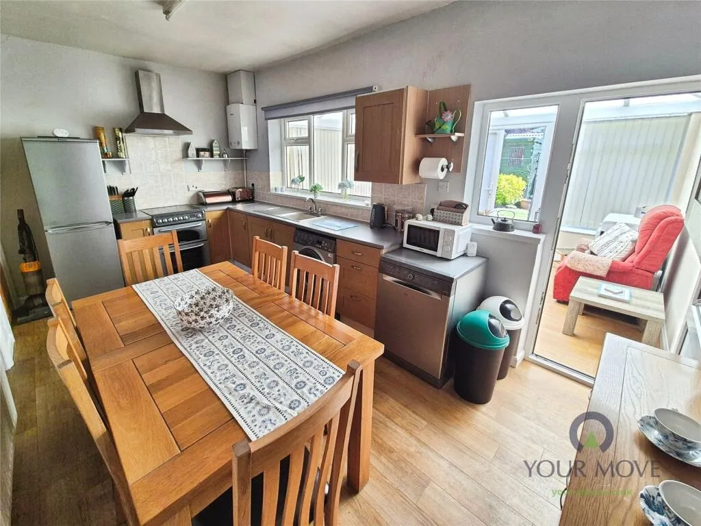3 bed Town House