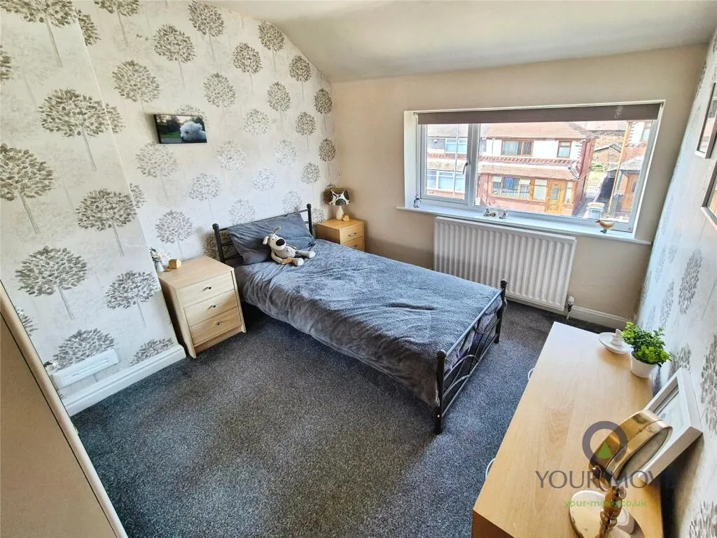3 bed Town House