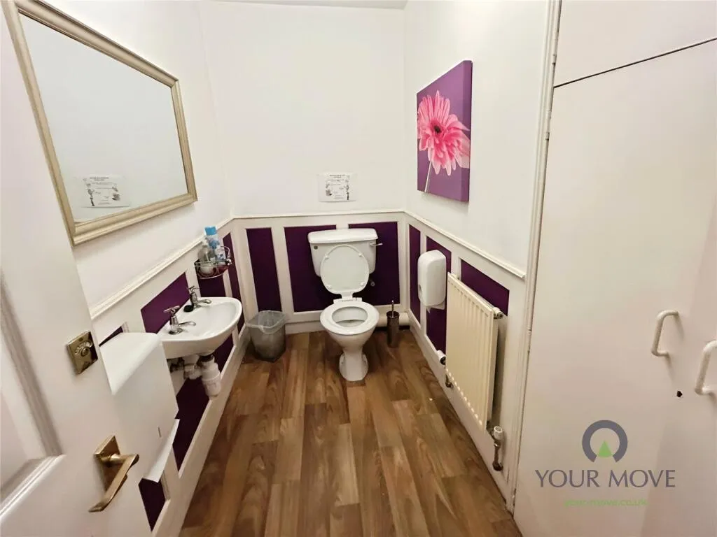 4 bed Semi-Detached