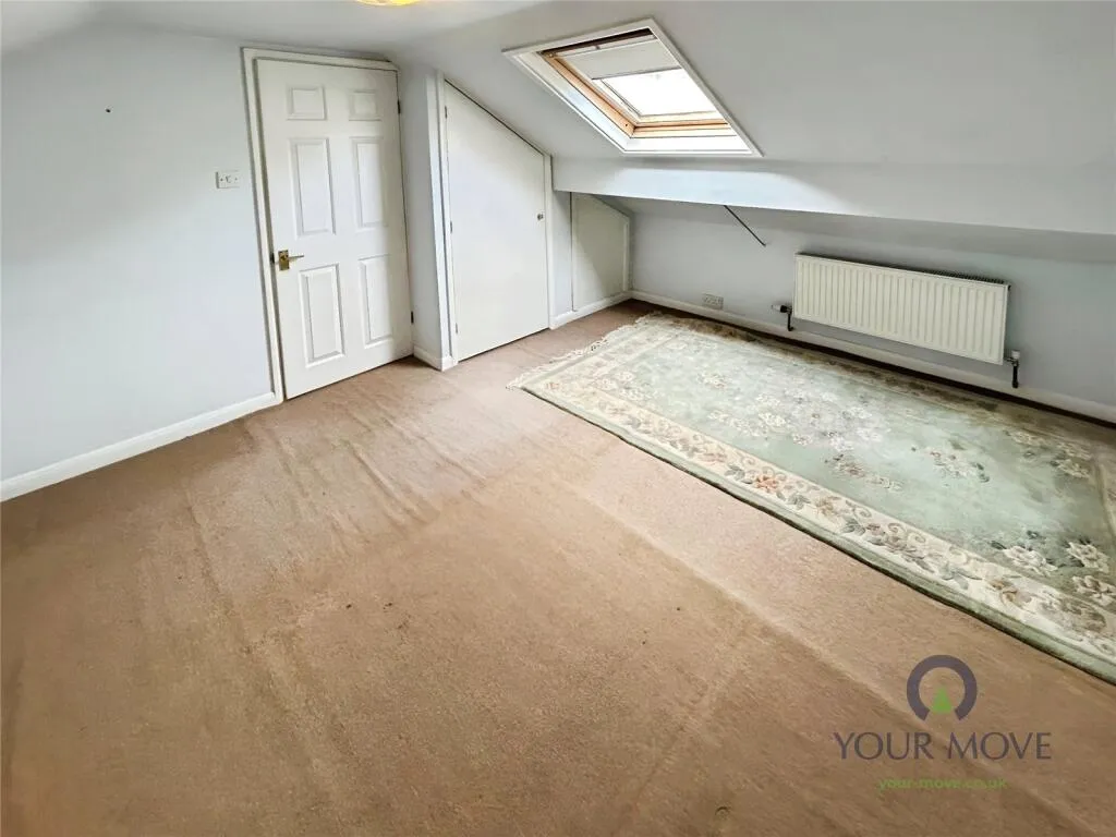 4 bed Semi-Detached