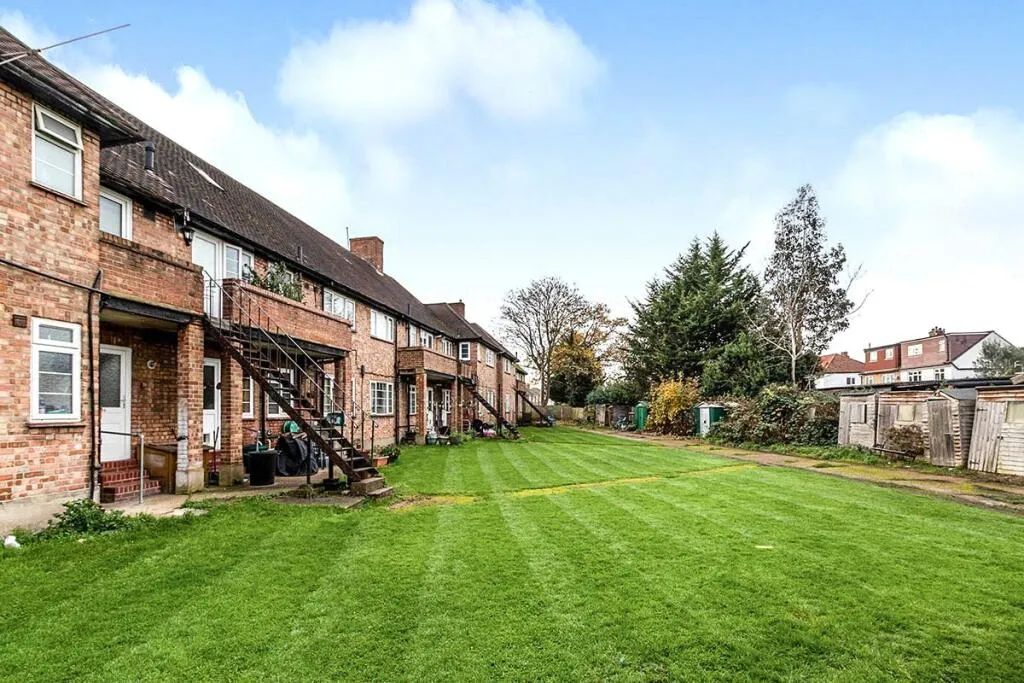2 bed Apartment