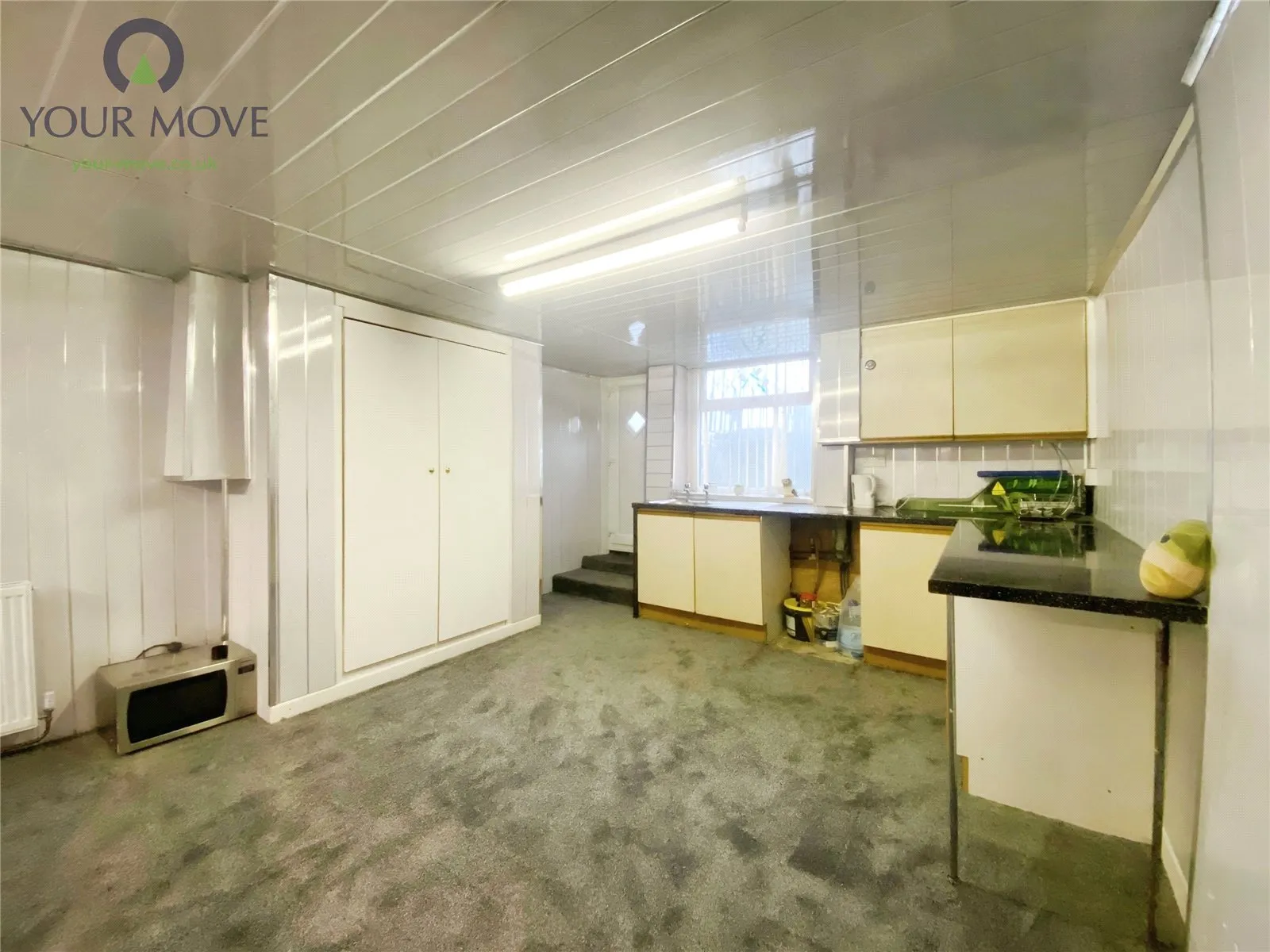 2 bed House