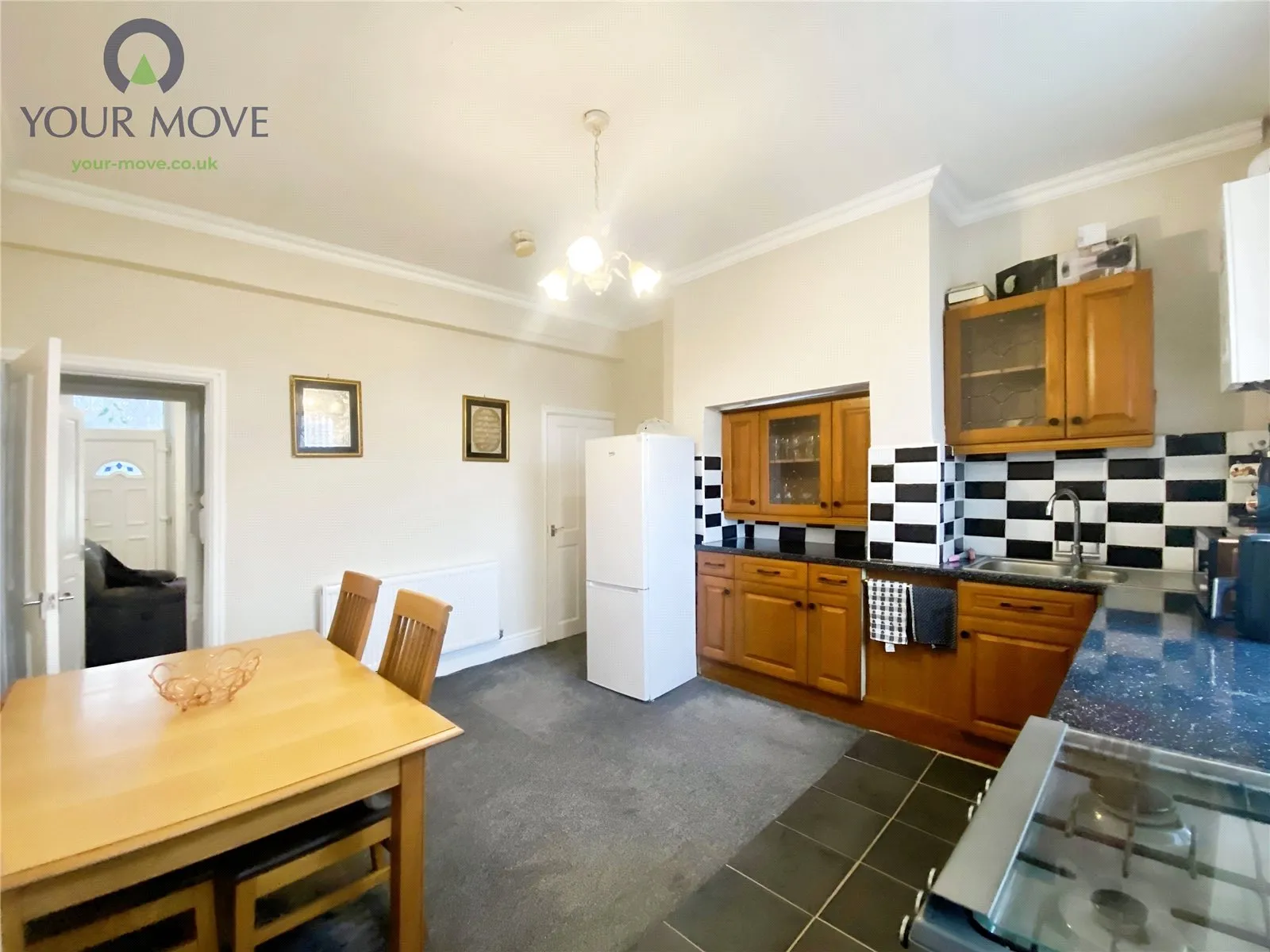 2 bed House