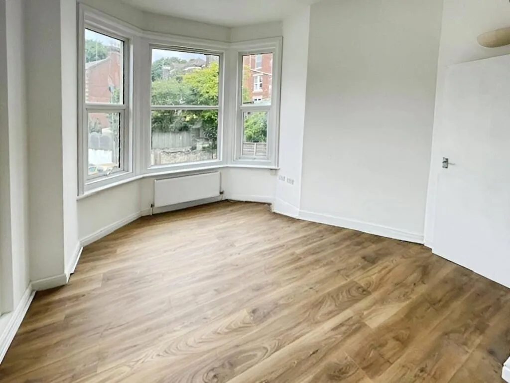 1 bed Apartment