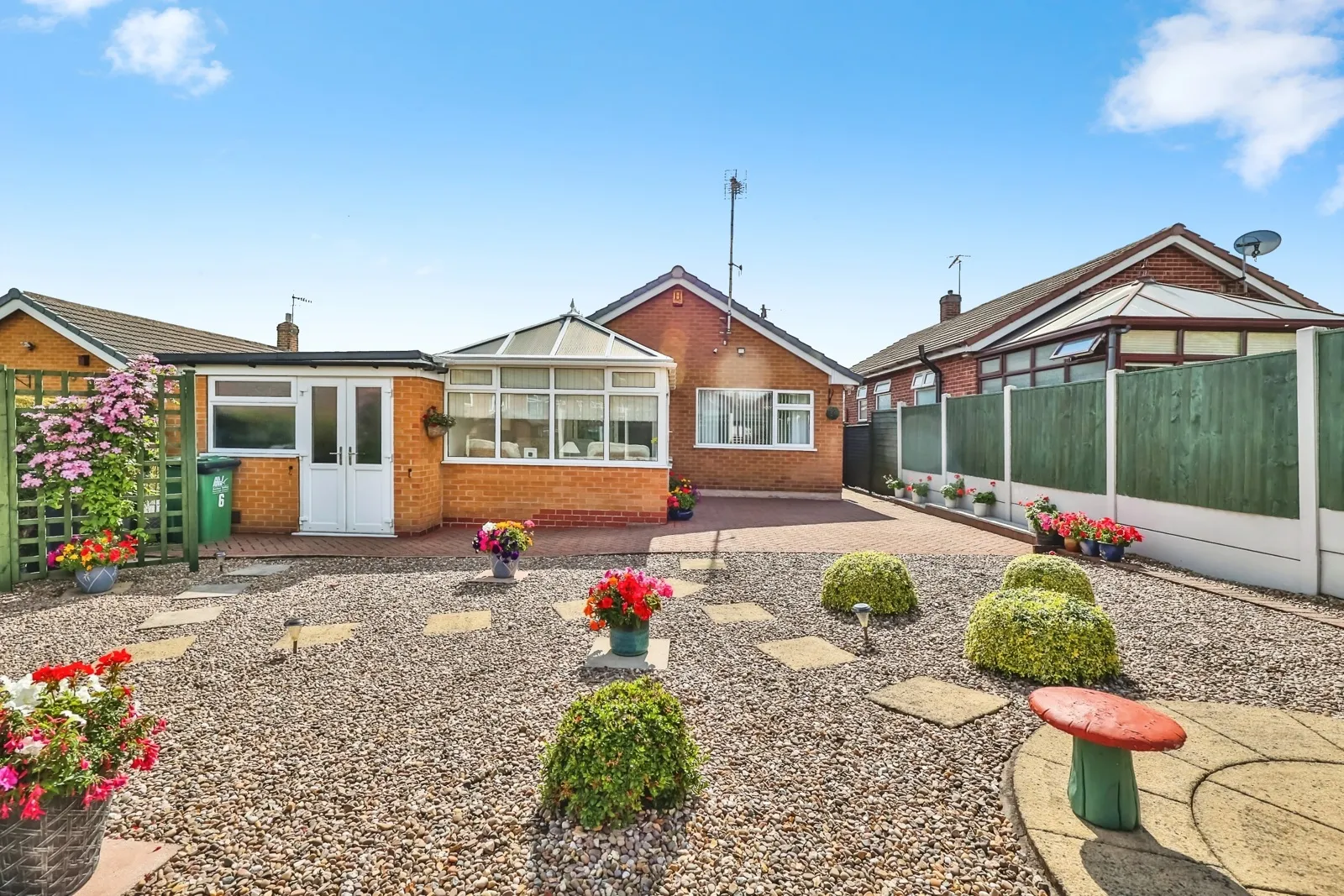3 bed Detached Bungalow