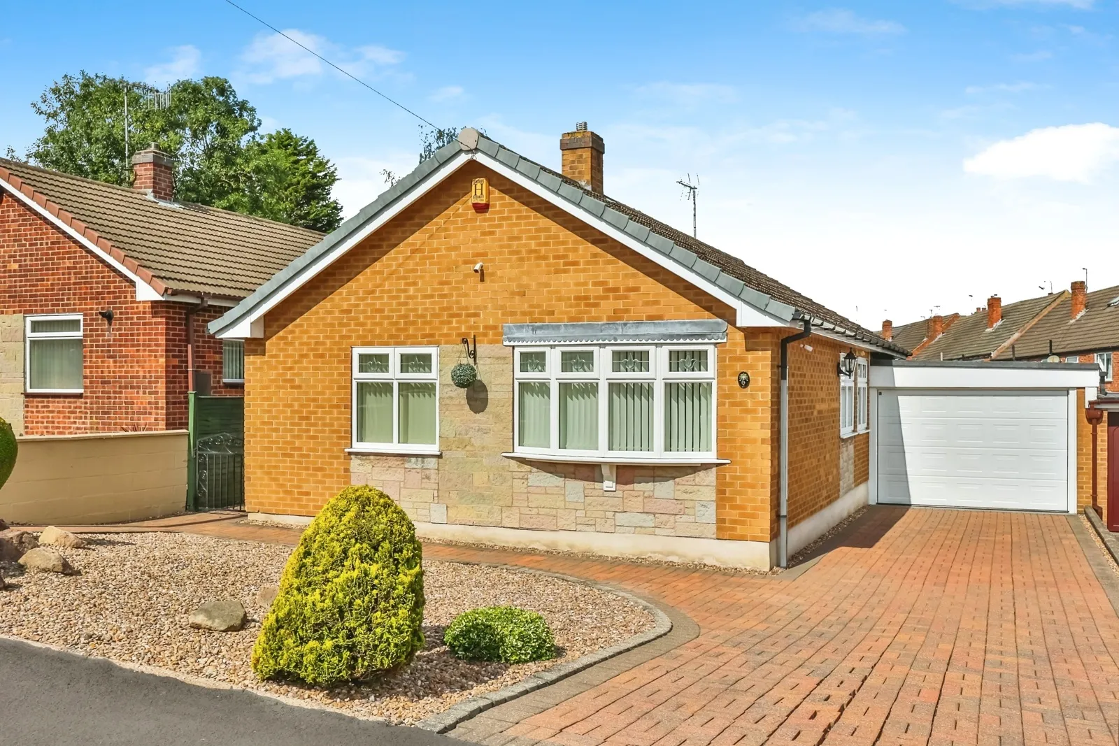 3 bed Detached Bungalow