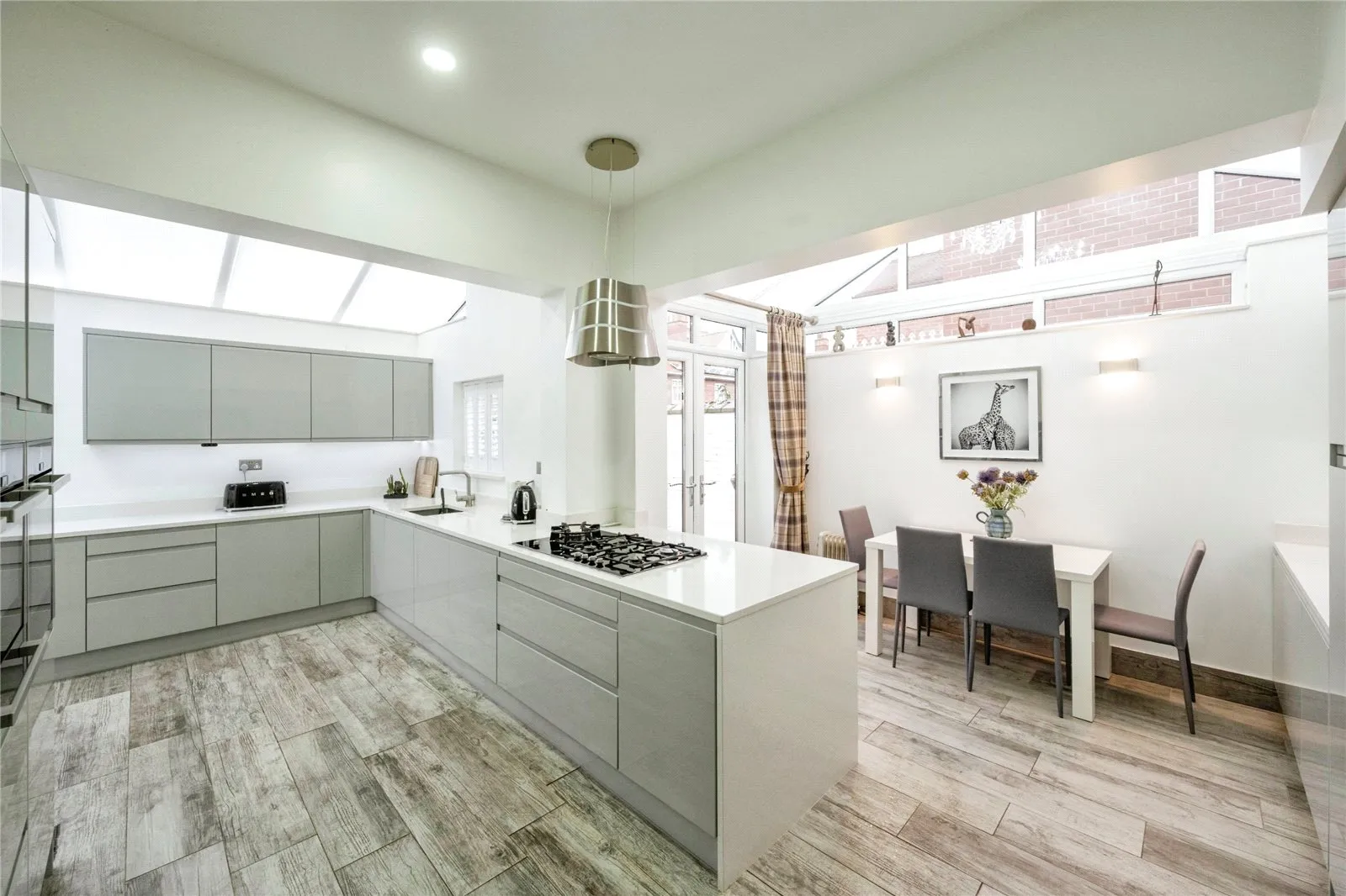 6 bed Semi-Detached