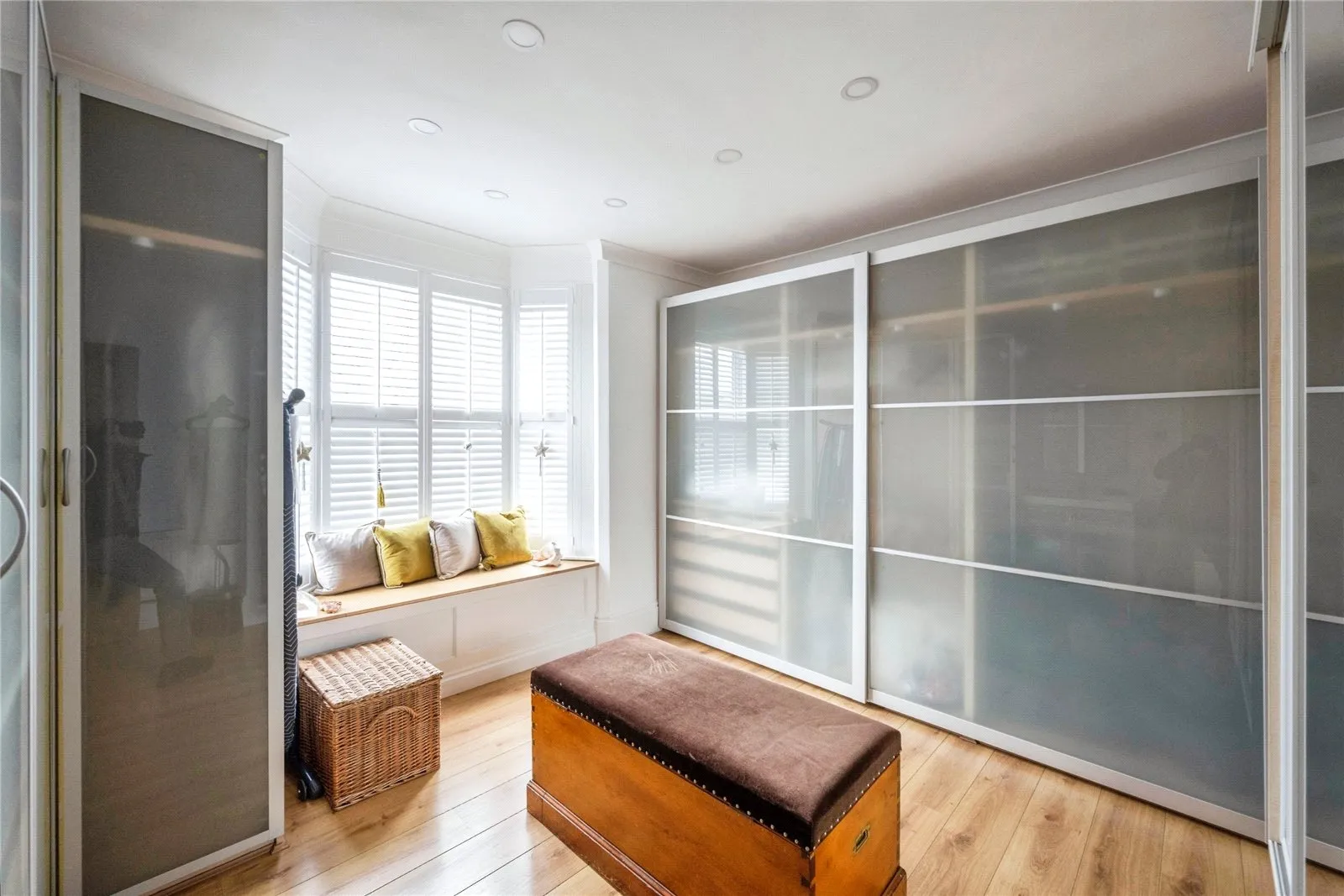 6 bed Semi-Detached