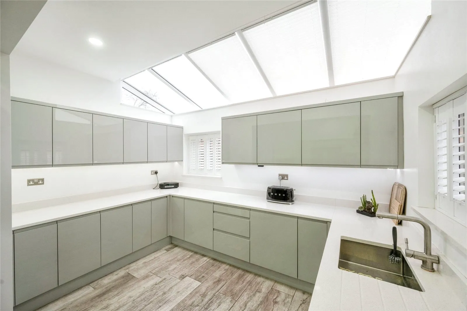 6 bed Semi-Detached