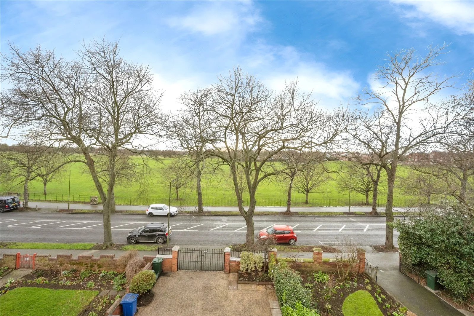 6 bed Semi-Detached