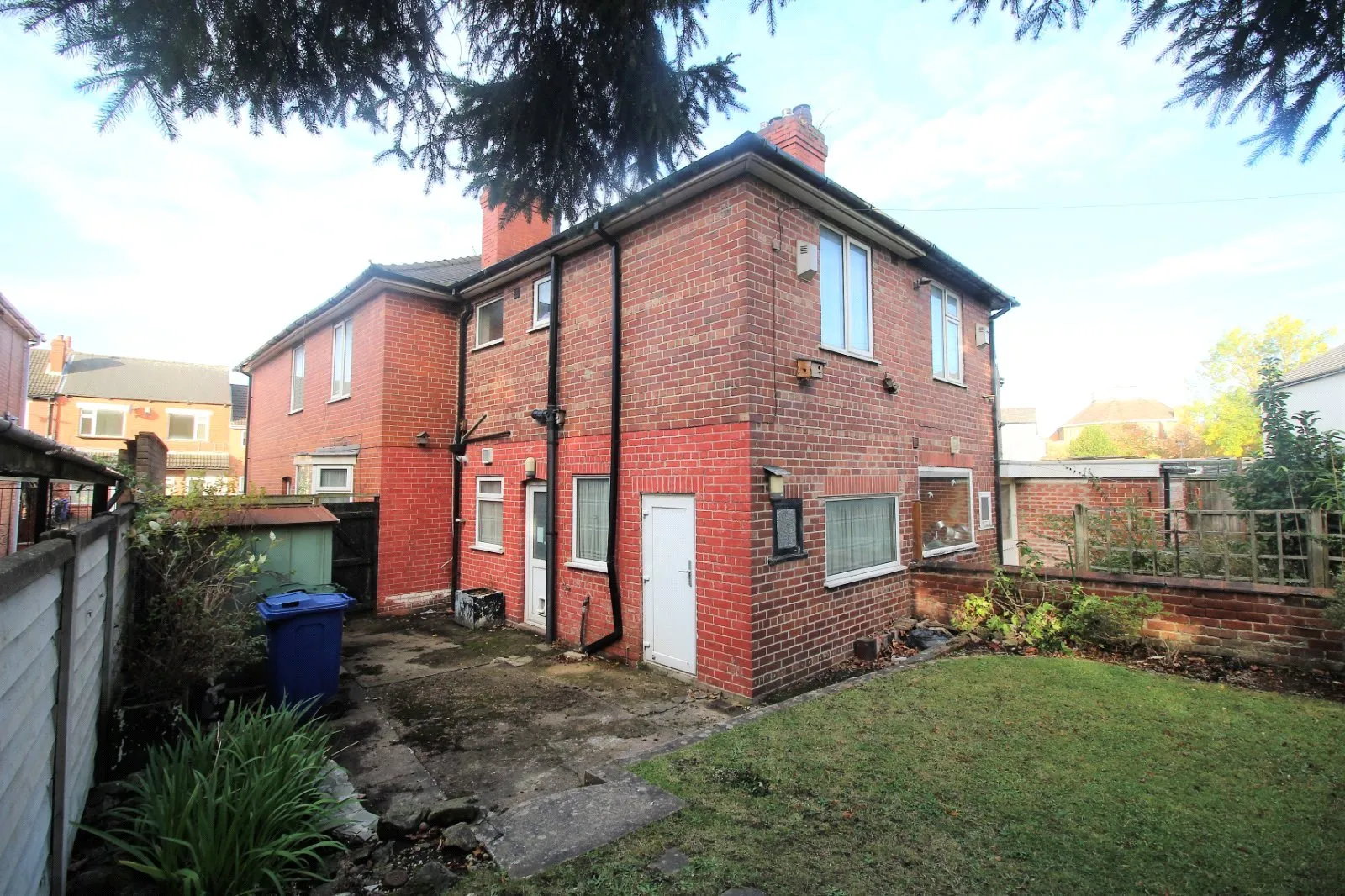 3 bed Semi-Detached