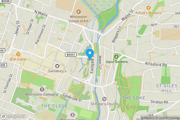 End-Terrace City Centre Property For Improvement