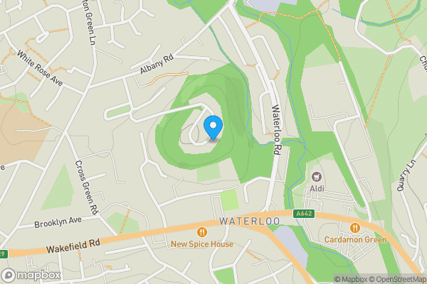 74, Woodedge Avenue Huddersfield, HD5 9UX