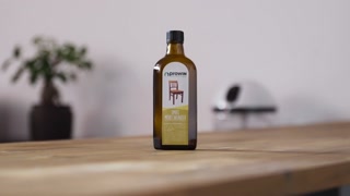 Produktclip Oma's Möbelwunder