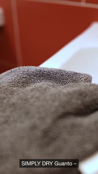 Clip del prodotto SIMPLY DRY guanto