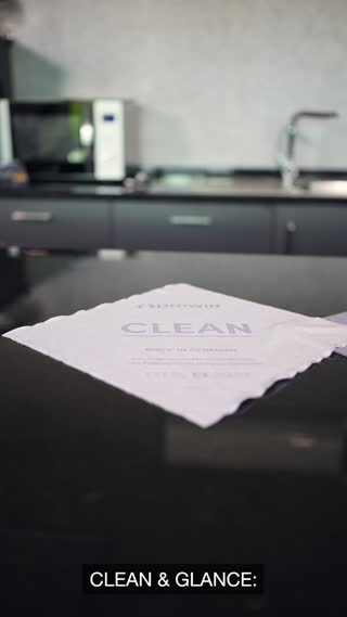 Clip del prodotto CLEAN & GLANCE
