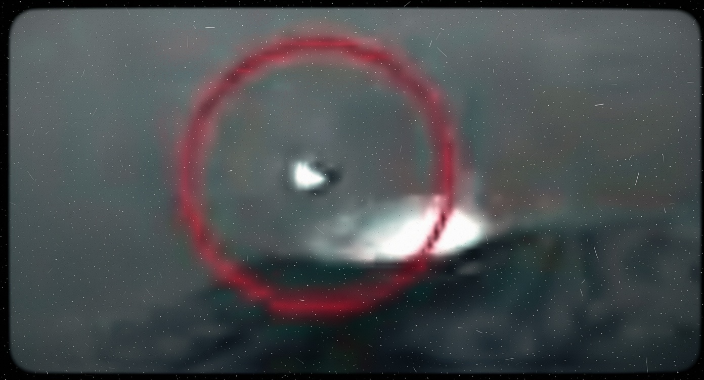 Alleged UFO enters crater of Popocatépetl volcano