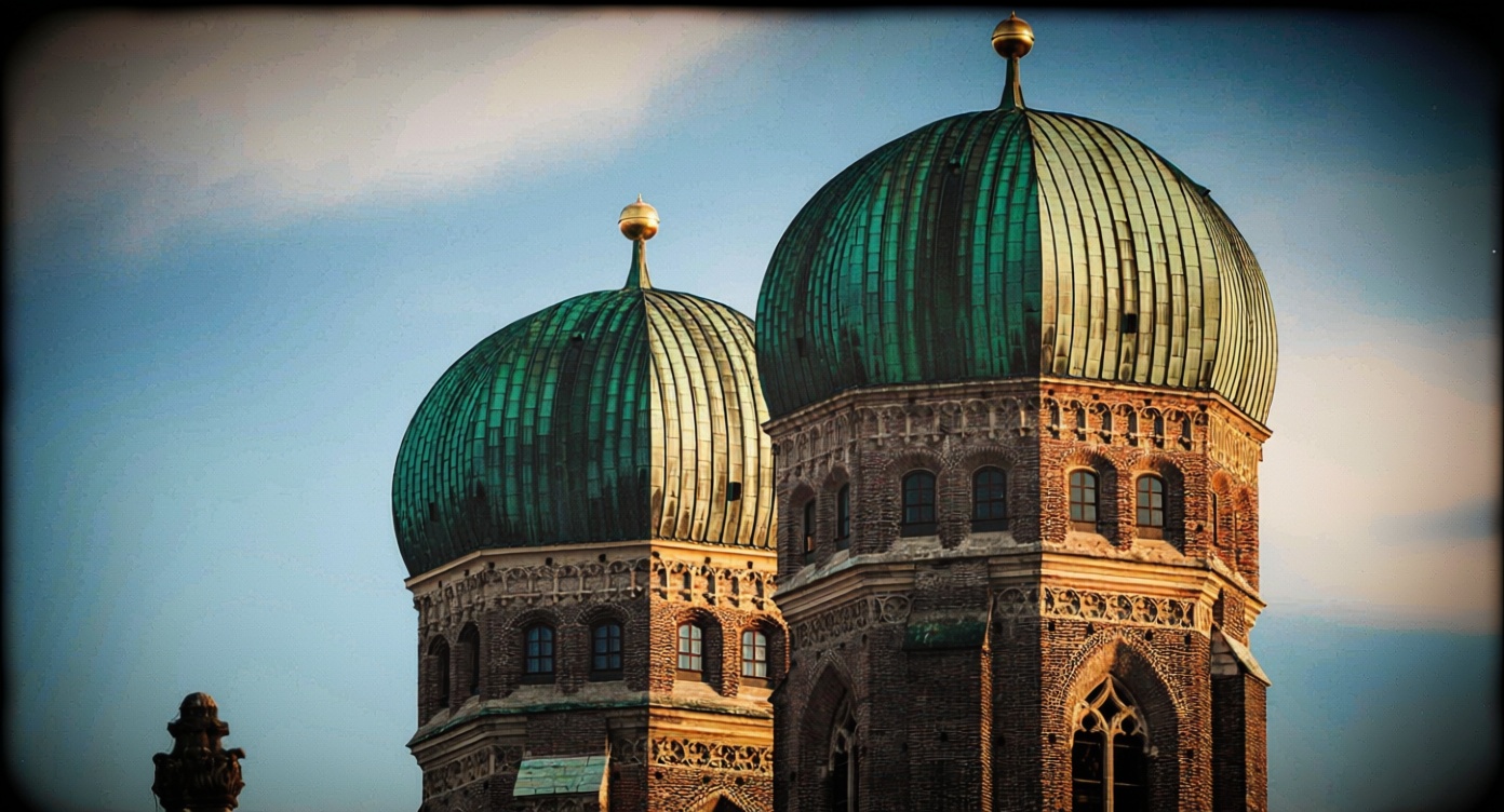 Local claims say Fanny's ghost appears in Munich Frauenkirche tower