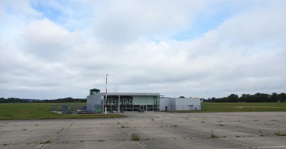 Lelystad Airport, waarvoor het kabinet dit jaar moet beslissen over een natuurvergunning