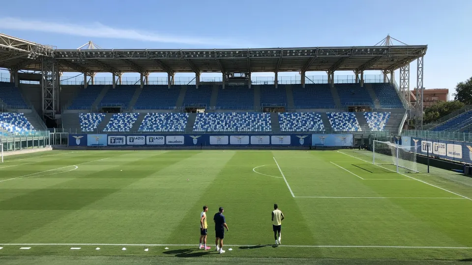 Kenneth Taylor en Gennaro Gattuso tijdens een training van Lazio