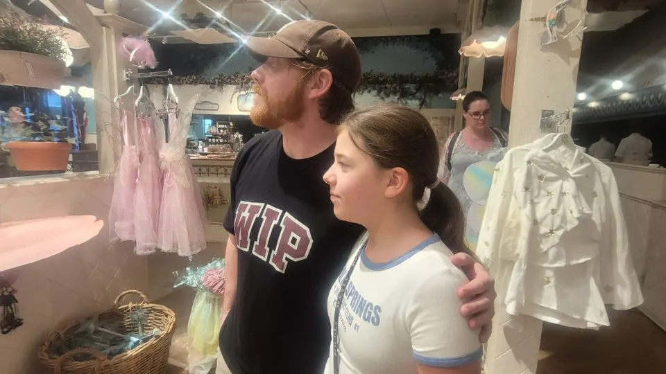 Rupert Grint en de 11-jarige Thyrza in de Efteling
