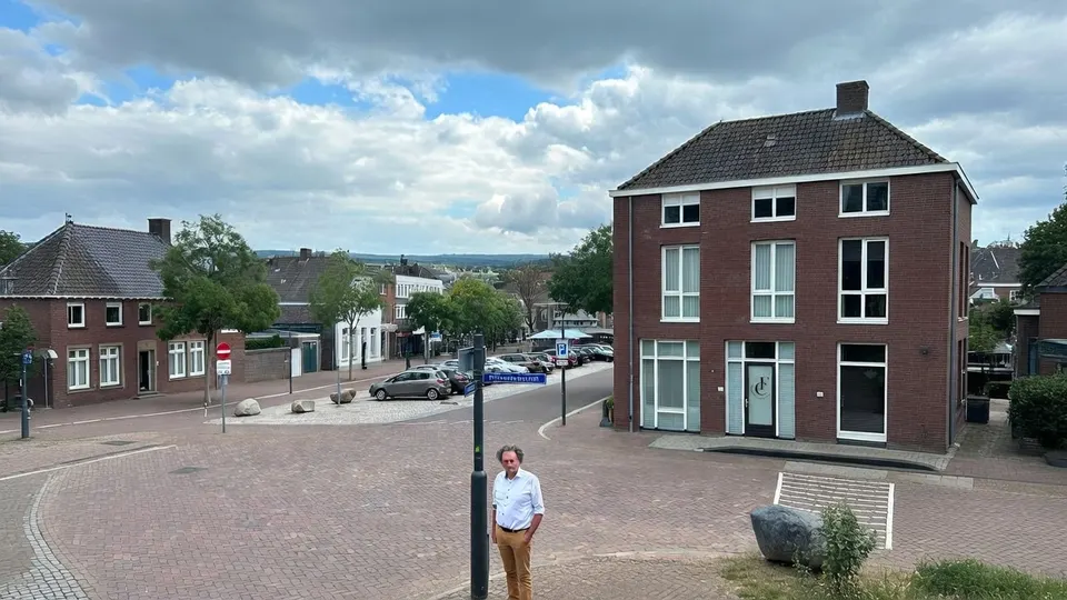 Het plein in Veghel, waar in 2018 resten van kasteel Frisselstein en een grafkelder werden ontdekt