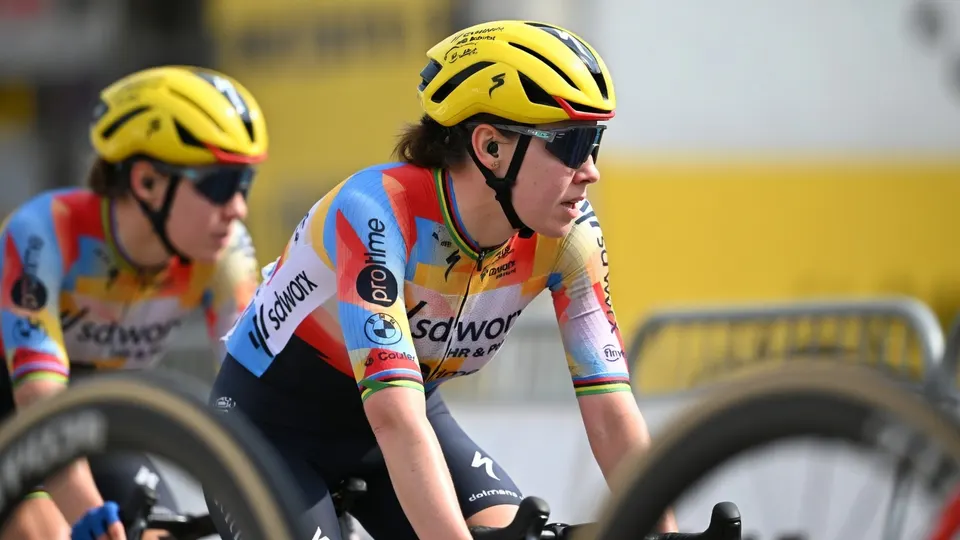 Anna van der Breggen tijdens de Tour de France Femmes