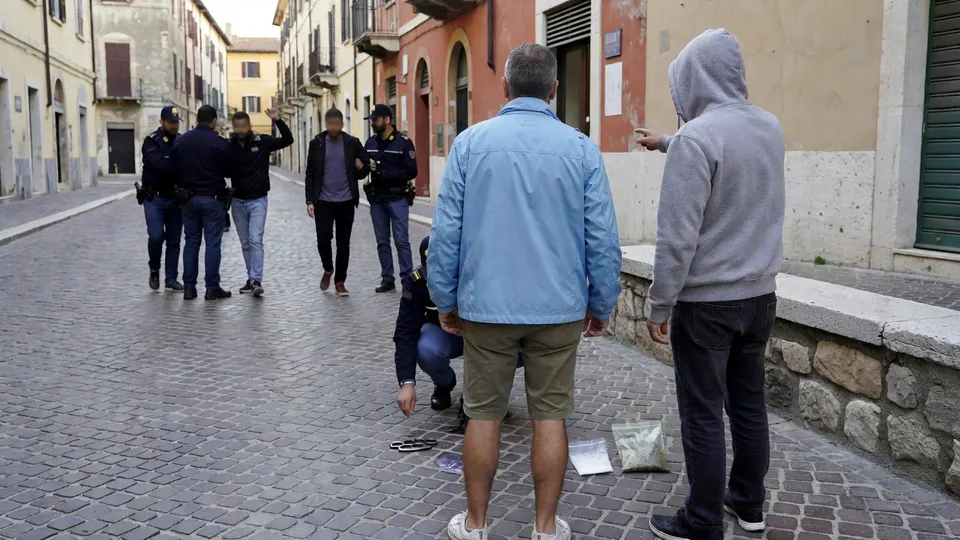 Politie houdt vier Egyptische verdachten aan na beroving van Nederlandse toeristen in Rimini