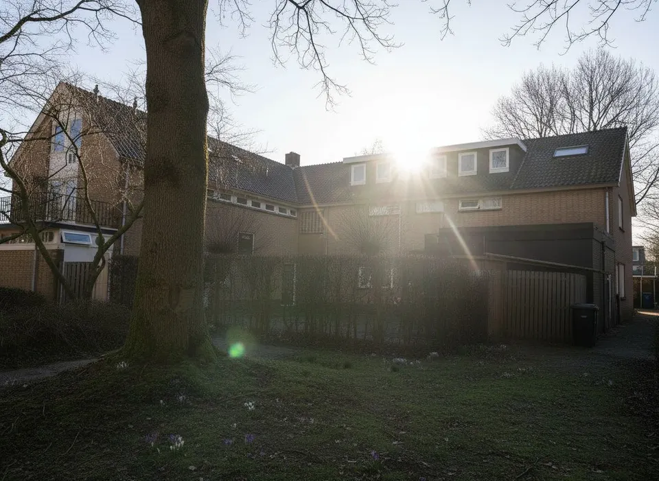 Rijnhove in Alphen aan den Rijn, waar twee uitzendkrachten terechtstaan voor verkrachting